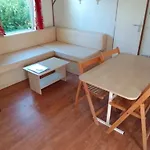 3 Etoiles - Ccbfgdc * Neuvic (Dordogne)